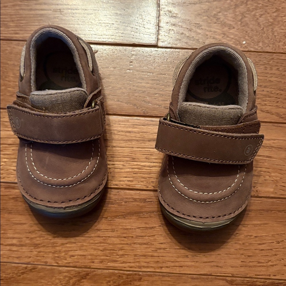 New STRIDE RITE SOFT MOTION WALLY LOAFER - BROWN - Picture 3 of 7